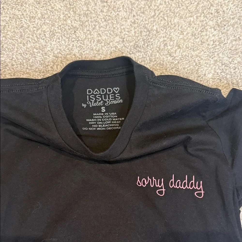 Sorry Daddy cropped tshirt - Picture 2 of 3